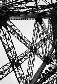 Tour Eiffel, Geometric Construction, Paris 2012 (1419)